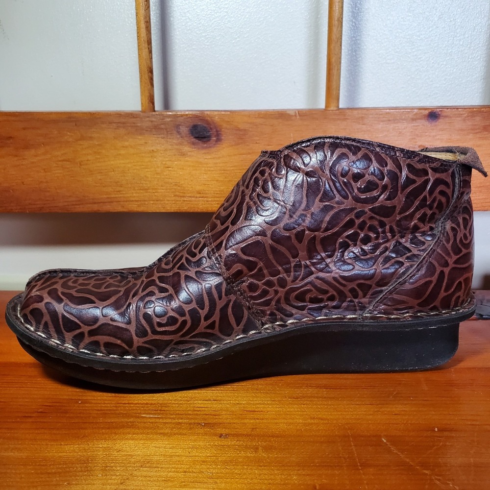 Alegria‎ Caiti Brown Embossed Leather Ankle Boot Bootie Blossom Size 37 US 6.5/7 - Picture 6 of 15
